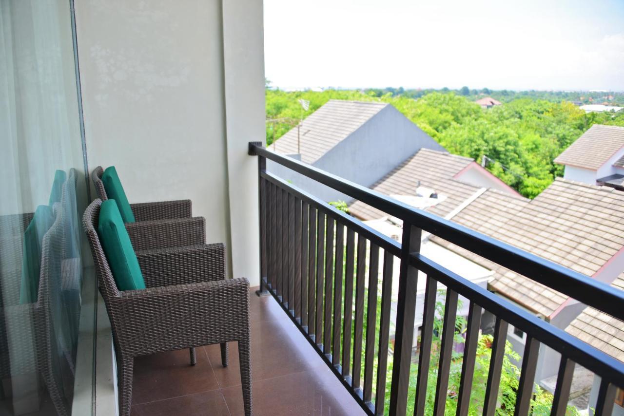 Parkside Denbukit Residence & Suite Jimbaran Exterior foto